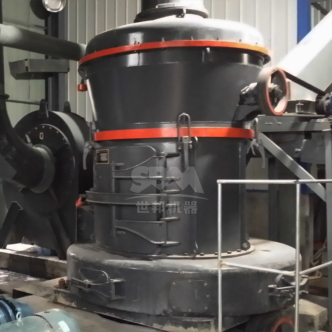 Energy-efficient mill with heat recovery system