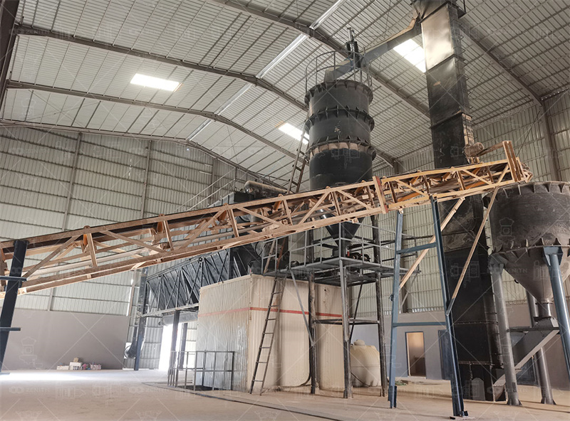 Industrial dust collection system for grinding mill